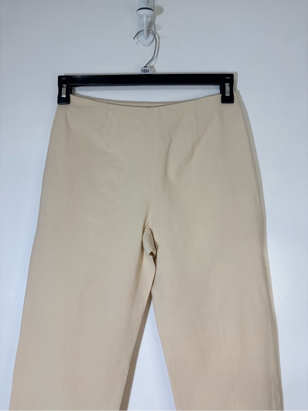 Leggiadro Classic Beige Side Zipper Cotton Silk Blend Quiet Luxury Pants Size 4 - Picture 3 of 14